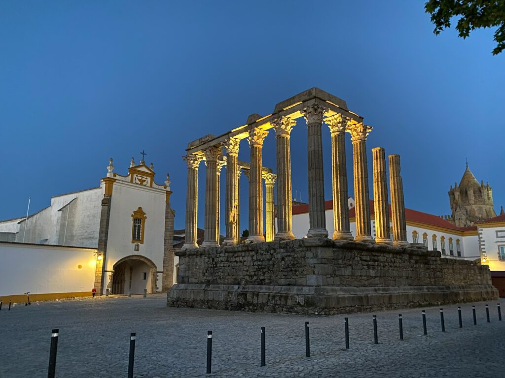 is train travel easy in portugal